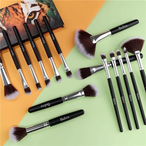 Makeup Brush Set, 32 Pieces Professional Makeup Brushes Wooden Handle Cosmetics - Picture 5 of 7
